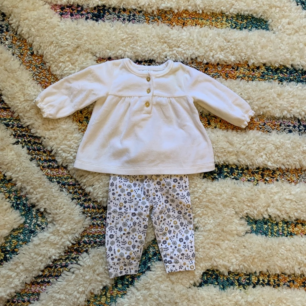 Carter’s set - Picture 2 of 3